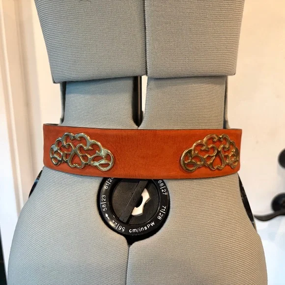 Jil Sander Suede Belt, ornate gold embellishments, suede/gold buckle, S, 26-30 - Picture 14 of 16